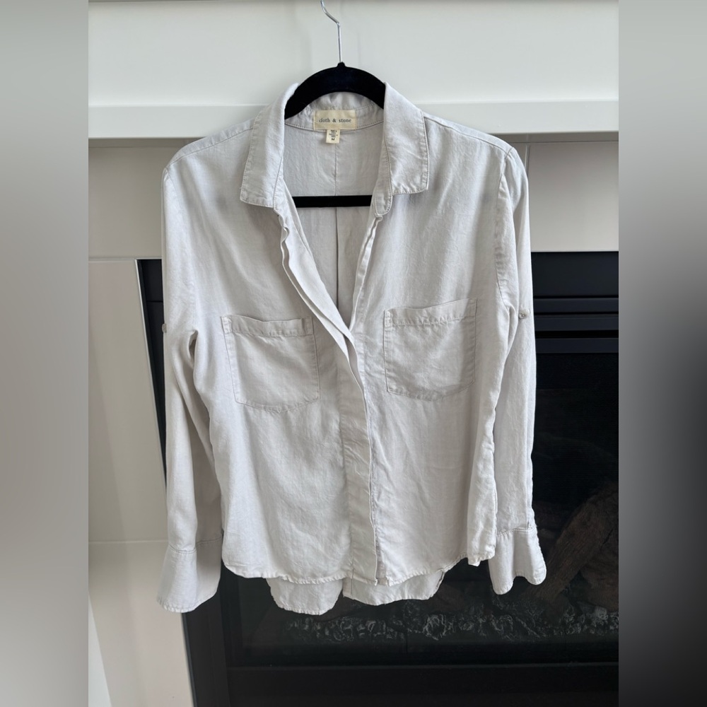 Cloth & Stone Cream Button-Up Blouse